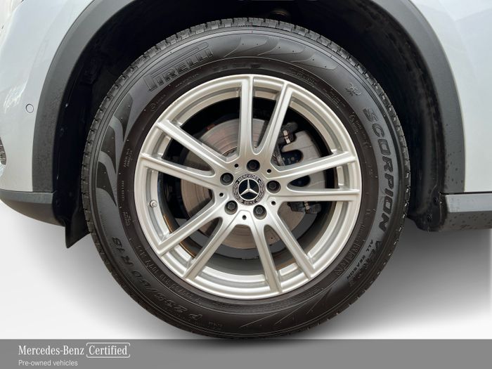 Mercedes-Benz GLC 2023