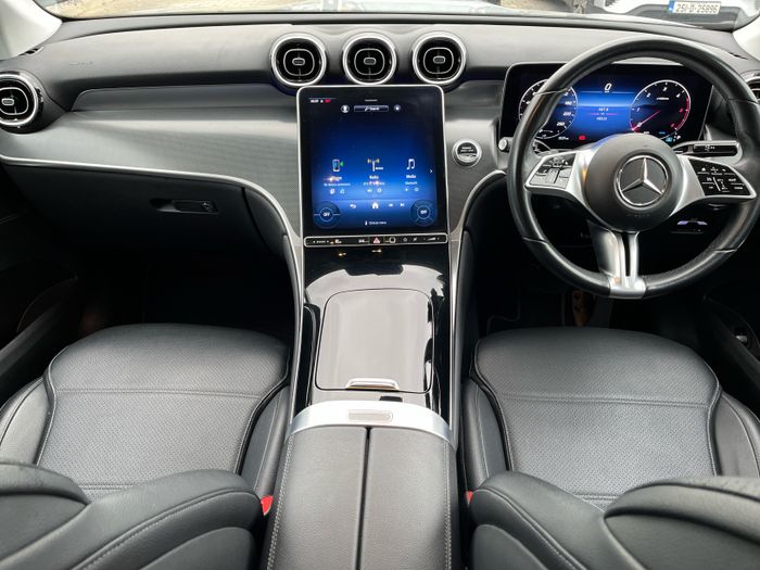 Mercedes-Benz GLC 2023