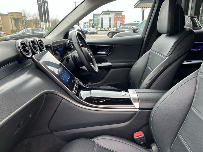 Mercedes-Benz GLC 2023
