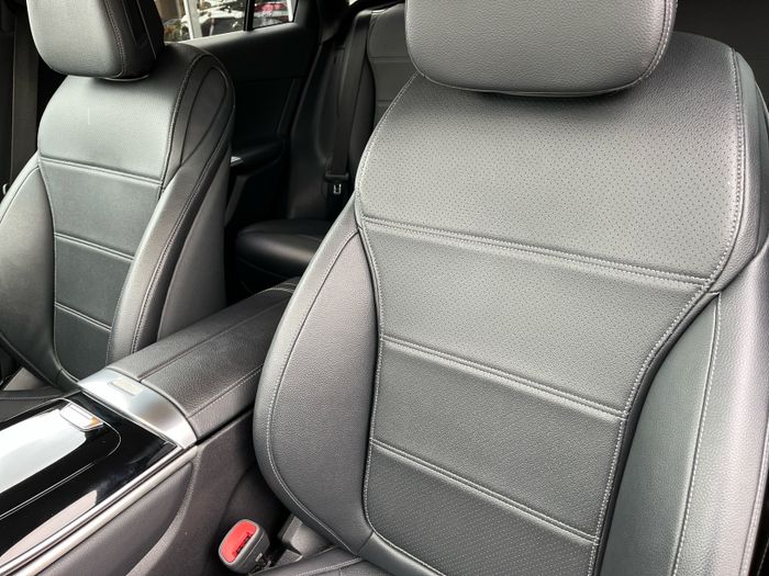 Mercedes-Benz GLC 2023