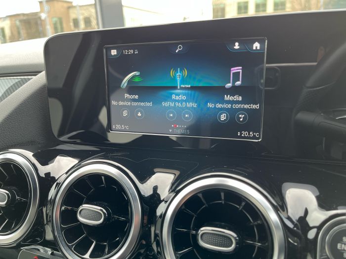 Mercedes-Benz GLA 2021