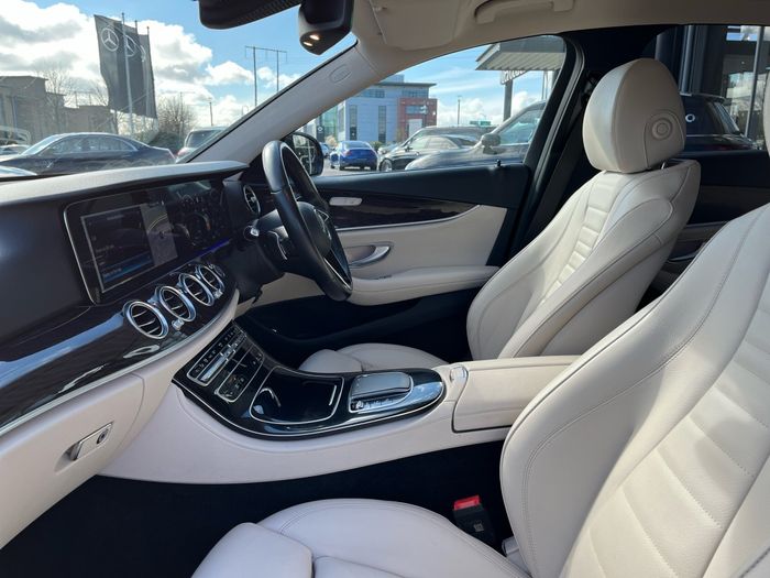 Mercedes-Benz E-Class 2023