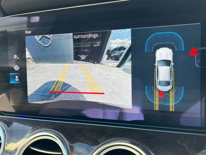 Mercedes-Benz E-Class 2023