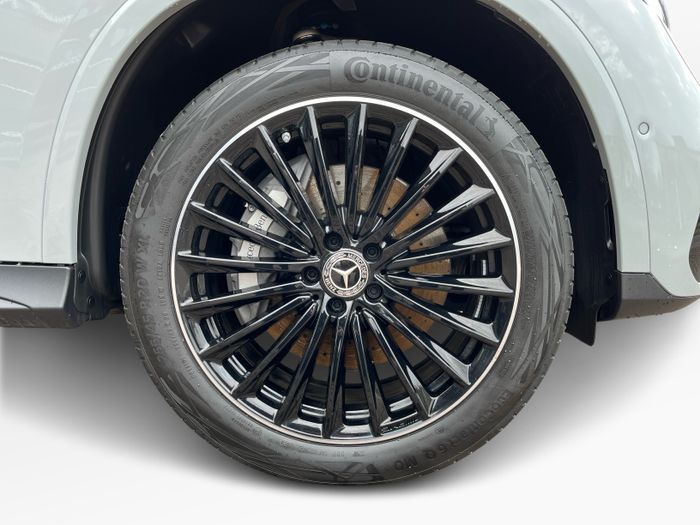 Mercedes-Benz GLC 2025