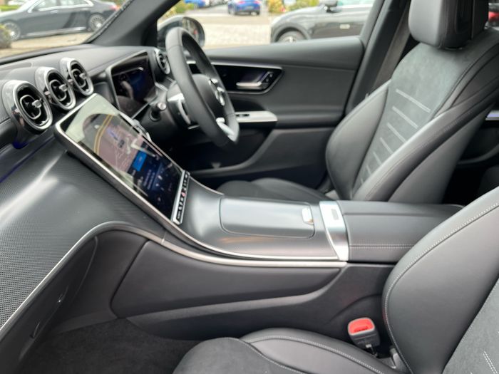 Mercedes-Benz GLC 2025