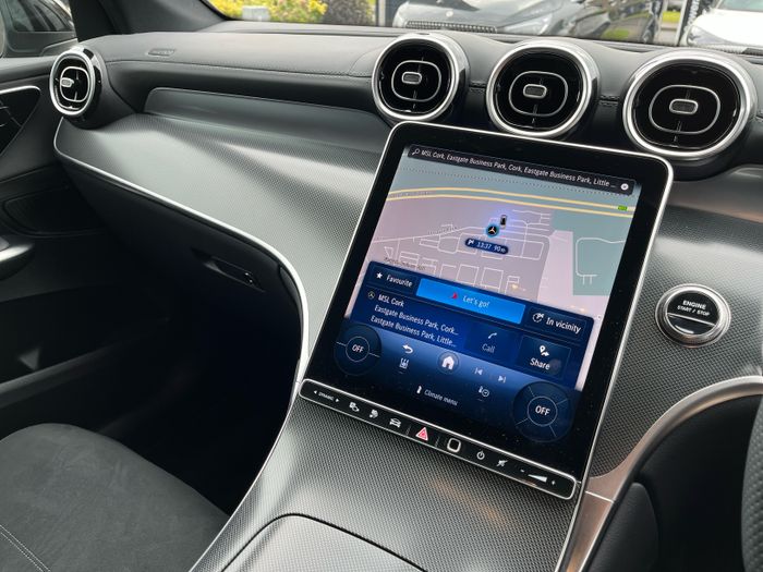 Mercedes-Benz GLC 2025