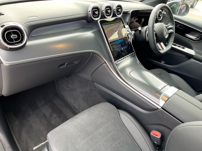 Mercedes-Benz GLC 2025