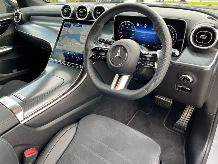 Mercedes-Benz GLC 2025