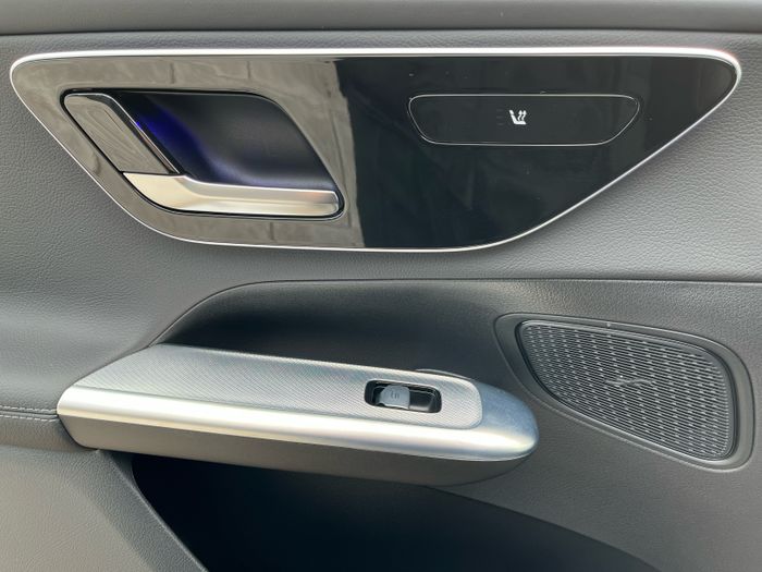 Mercedes-Benz GLC 2025