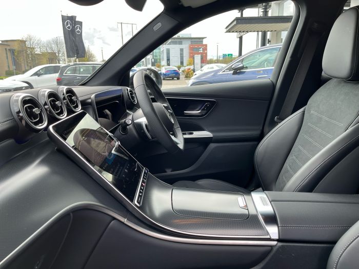 Mercedes-Benz GLC 2025