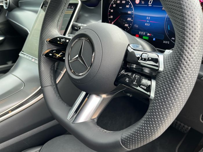 Mercedes-Benz GLC 2025