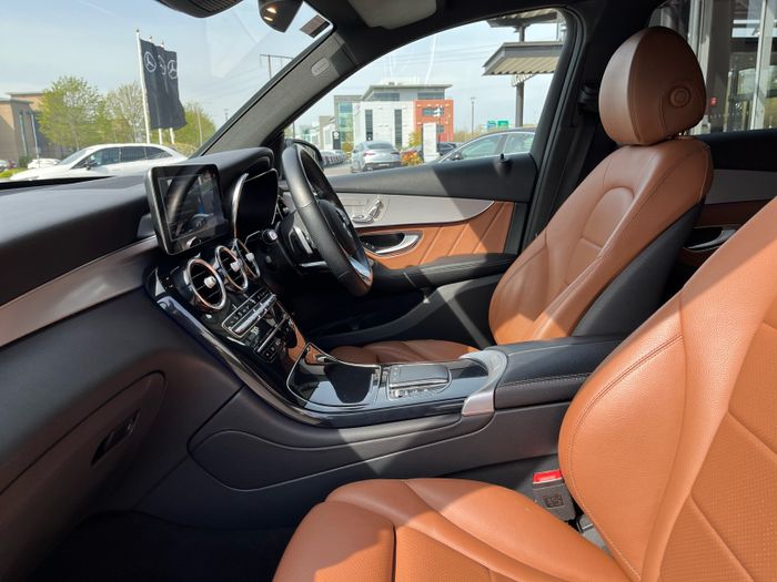 Mercedes-Benz GLC 2023
