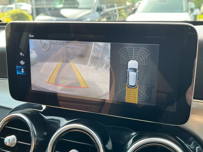 Mercedes-Benz GLC 2023