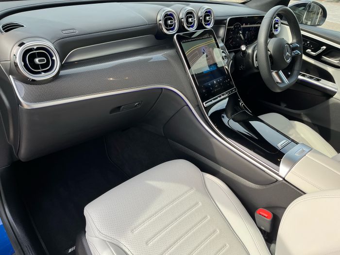 Mercedes-Benz GLC 2025