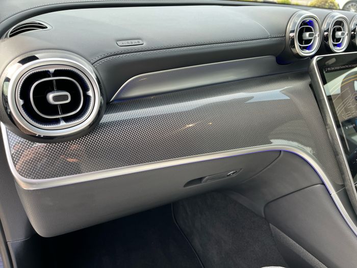Mercedes-Benz GLC 2025