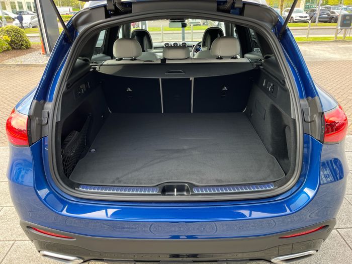 Mercedes-Benz GLC 2025