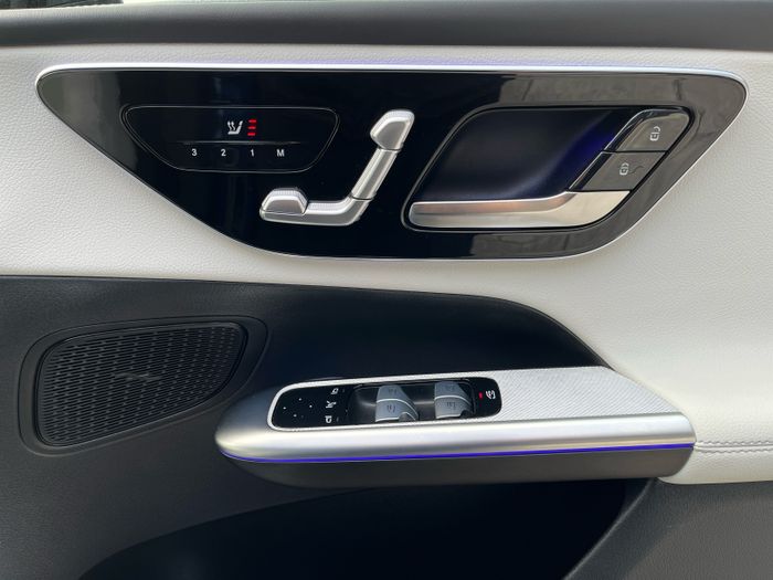 Mercedes-Benz GLC 2025