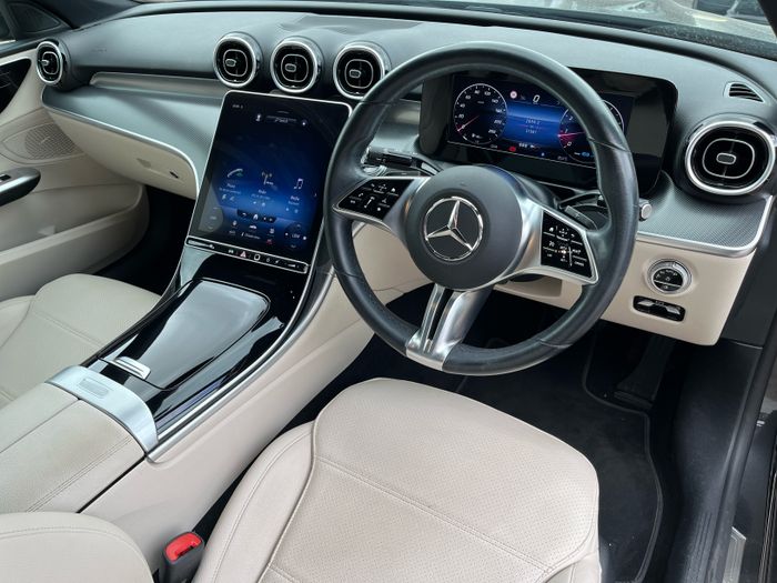 Mercedes-Benz C-Class 2022