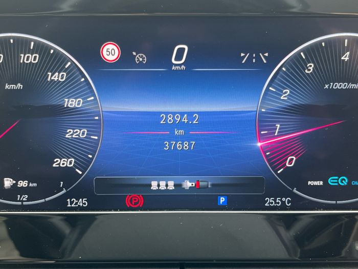 Mercedes-Benz C-Class 2022