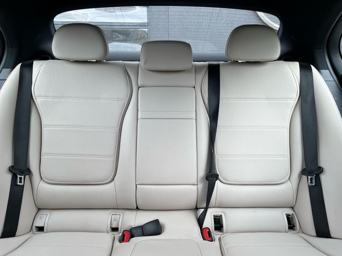 Mercedes-Benz C-Class 2022