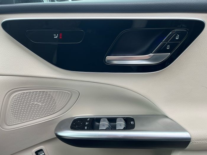Mercedes-Benz C-Class 2022