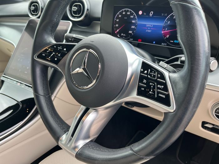 Mercedes-Benz C-Class 2022
