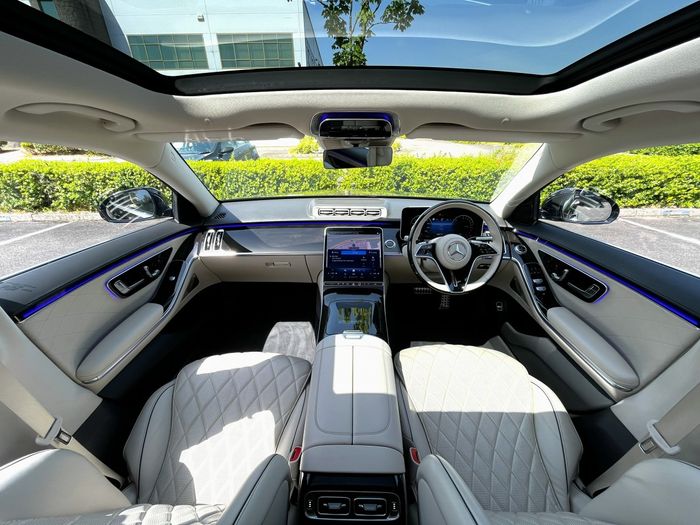 Mercedes-Benz S-Class 2023