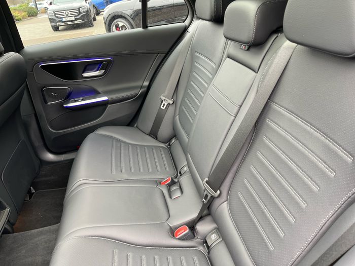 Mercedes-Benz C-Class 2025