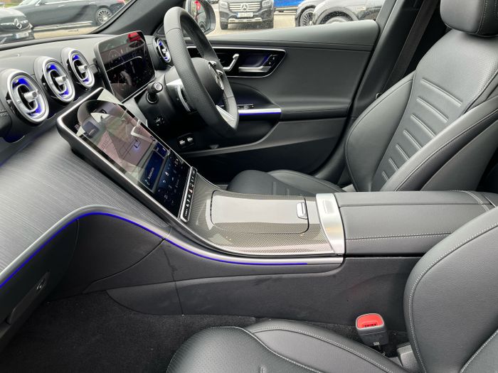 Mercedes-Benz C-Class 2025
