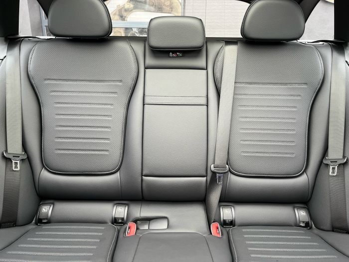 Mercedes-Benz C-Class 2025