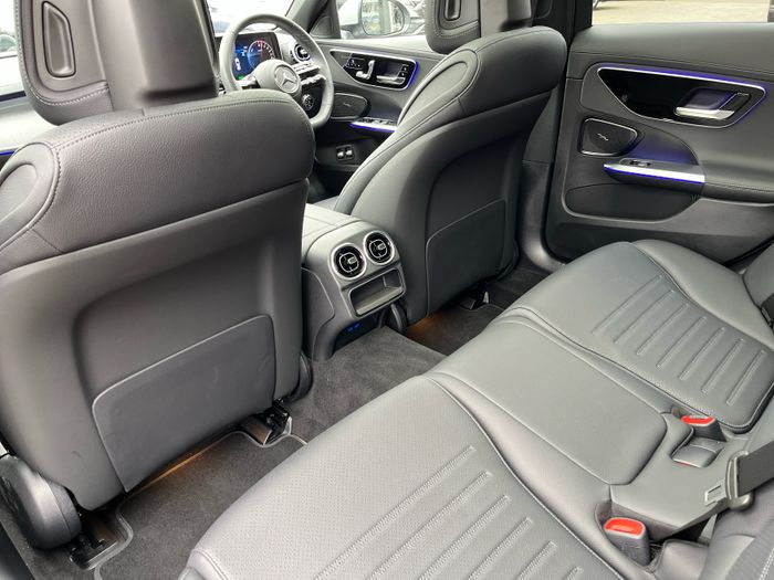 Mercedes-Benz C-Class 2025