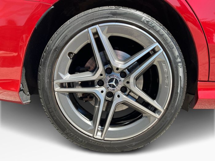 Mercedes-Benz C-Class 2021