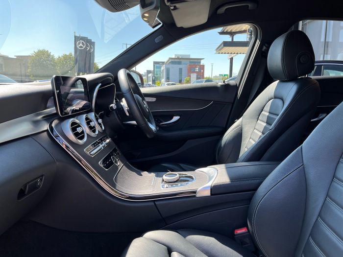 Mercedes-Benz C-Class 2021