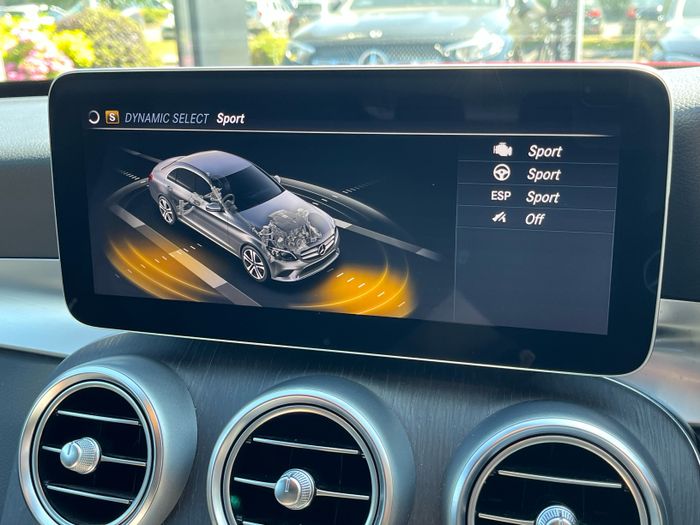 Mercedes-Benz C-Class 2021