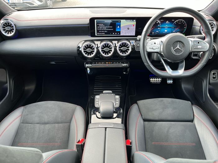 Mercedes-Benz CLA 2023