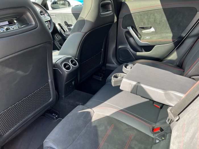 Mercedes-Benz CLA 2023