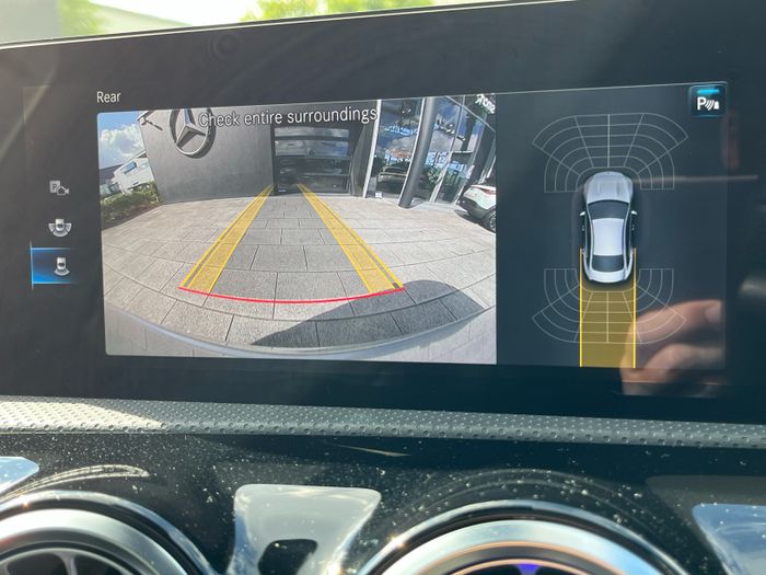Mercedes-Benz CLA 2023