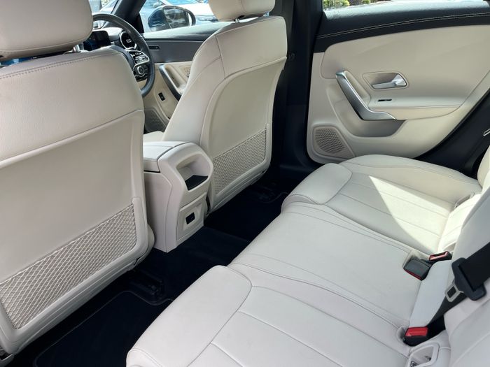 Mercedes-Benz CLA 2023