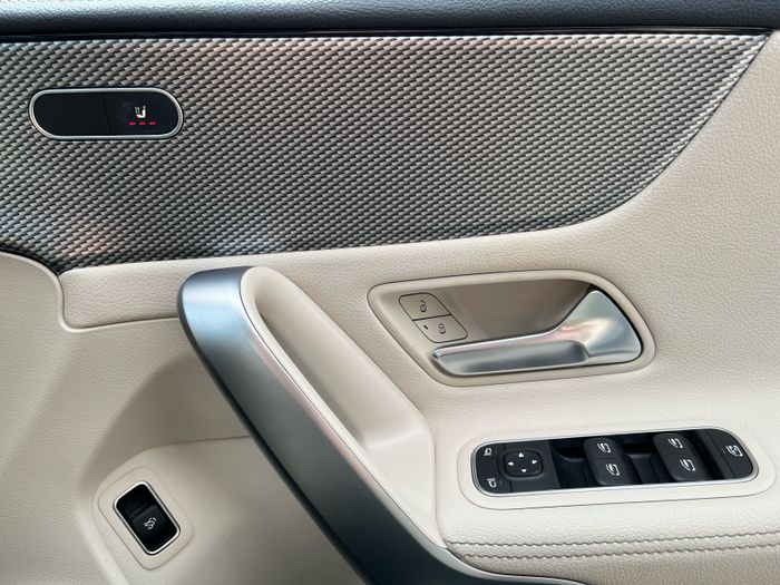Mercedes-Benz CLA 2023