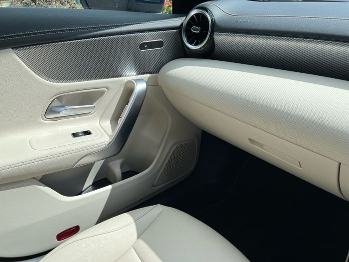 Mercedes-Benz CLA 2023