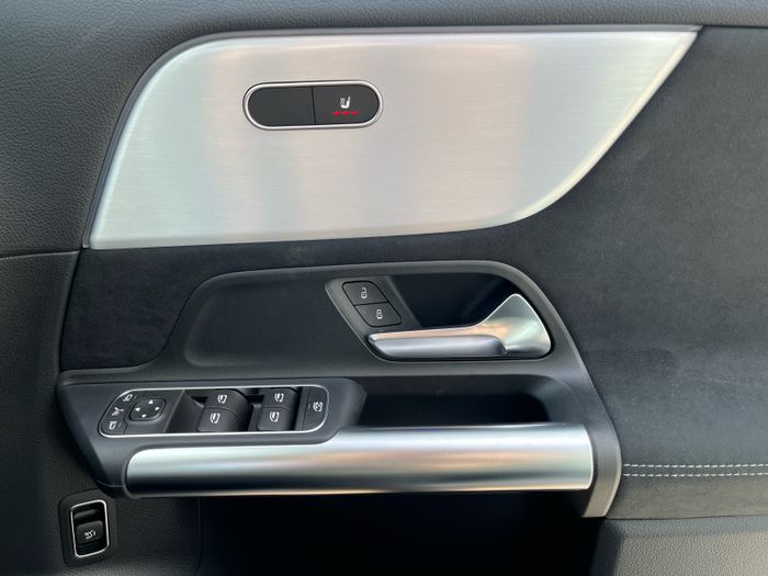 Mercedes-Benz GLA 2026