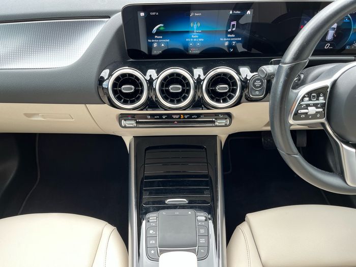 Mercedes-Benz GLA 2023