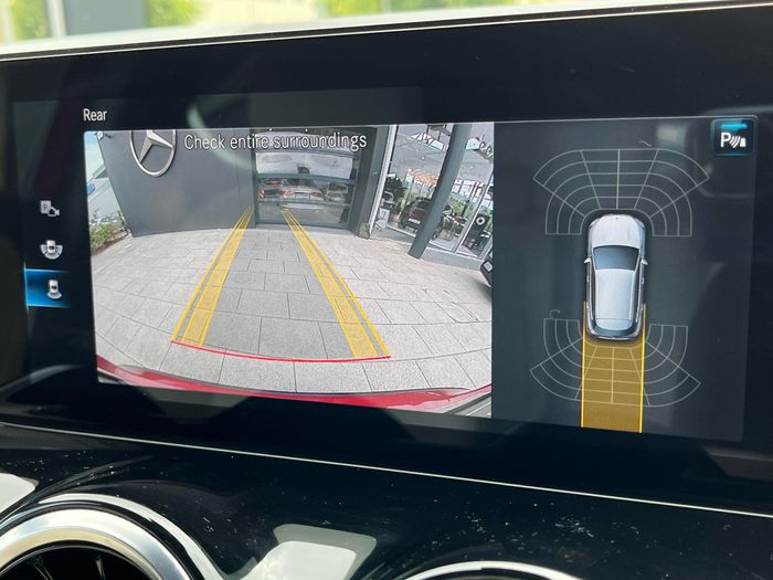 Mercedes-Benz GLA 2023