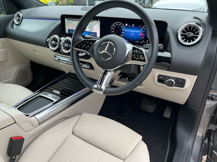Mercedes-Benz GLA 2025