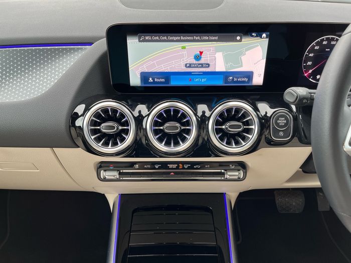 Mercedes-Benz GLA 2025