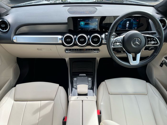 Mercedes-Benz GLB 2021