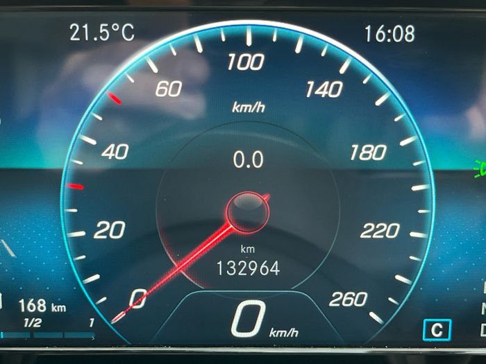 Mercedes-Benz GLB 2021