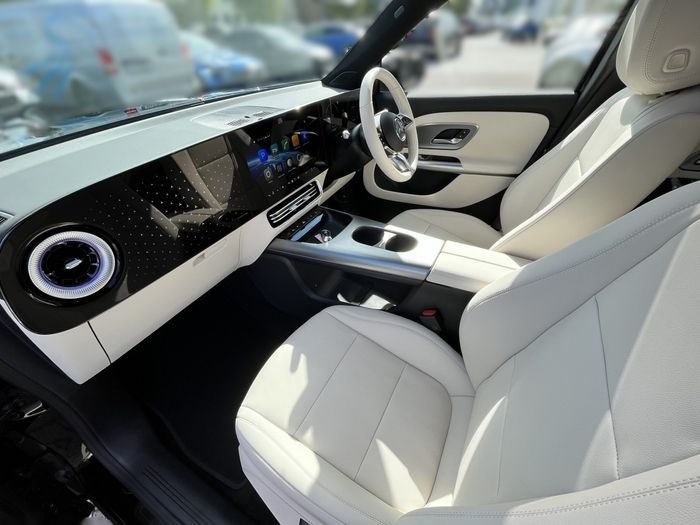 Mercedes-Benz GLB 2026