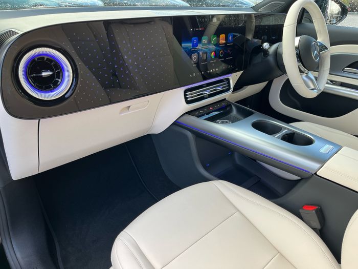 Mercedes-Benz GLB 2026