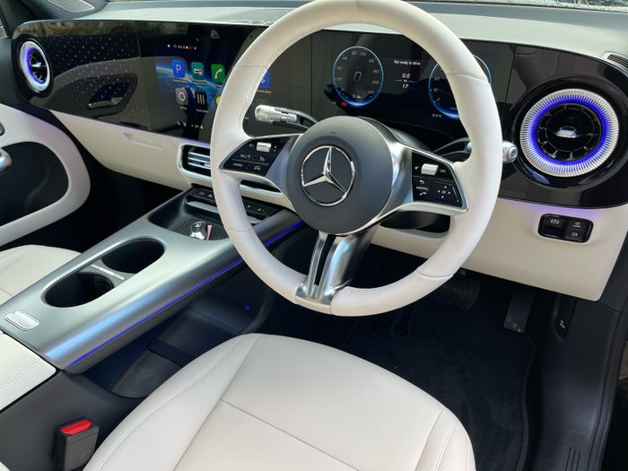 Mercedes-Benz GLB 2026